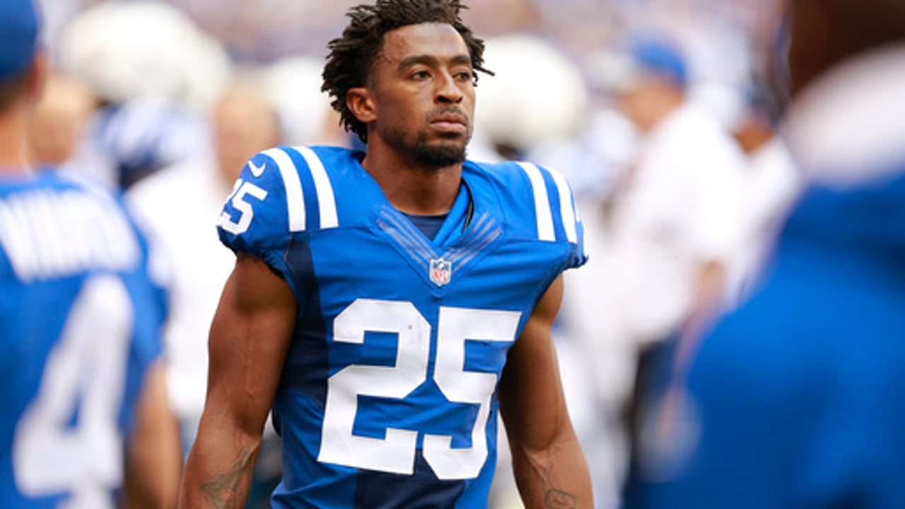 Return of cornerbacks put Colts secondary near full strength